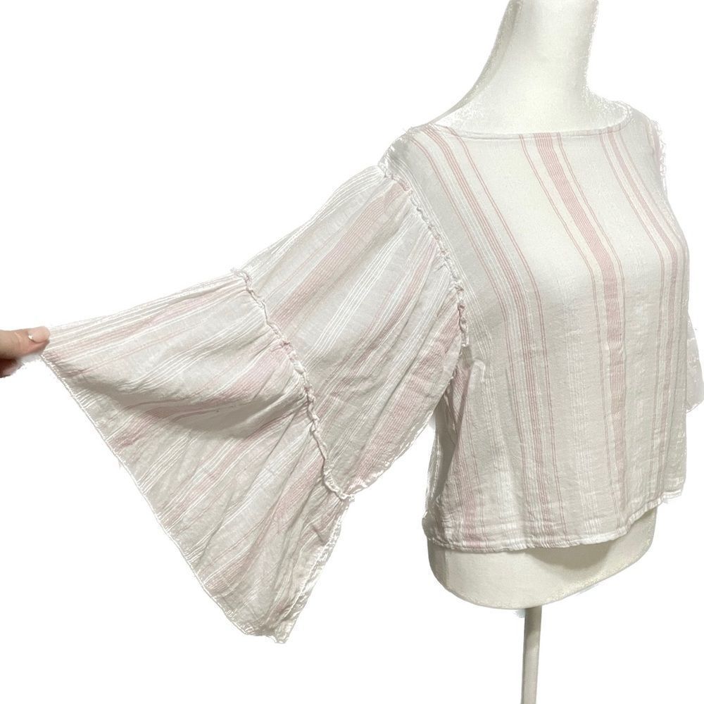 Romeo + Juliet - Top - Size Medium